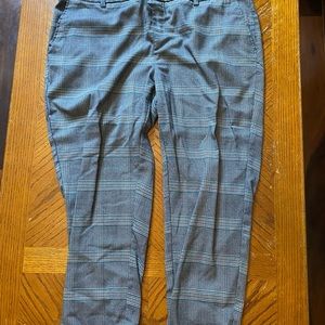 Grey and Green plaid Capri Slacks